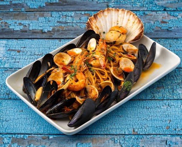 Volcano Blue Seafood Restaurant, Fira, Santorini — seafood pasta with mussels, prawns and scallops